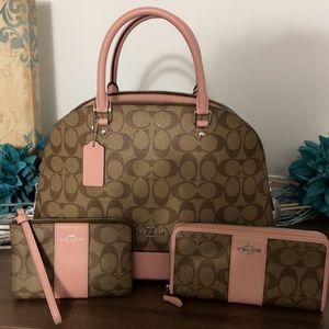 COACH SIENNA BAG WITH MATCHING WALLET AND WRISTLET
